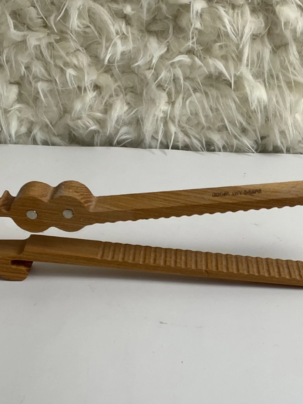 MR. ART CROCODILE-SHAPED WOODEN TOASTER TONGS~NEW!